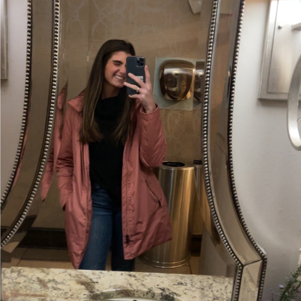 Meet your Posher, Kaitlynn
